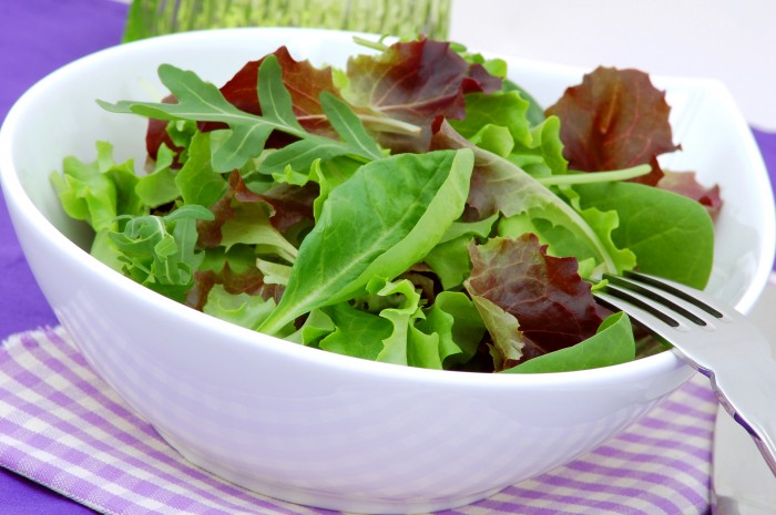 Figs and Walnut Salad